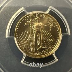 Aigle d'or américain de 1/10 oz PCGS MS 69 de 2001 avec certification 34178160