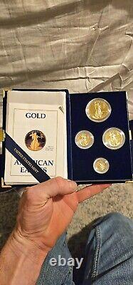 Ensemble de preuves en or American Eagle 4 coin 1988 AGE dans une boîte avec COA en chiffres romains